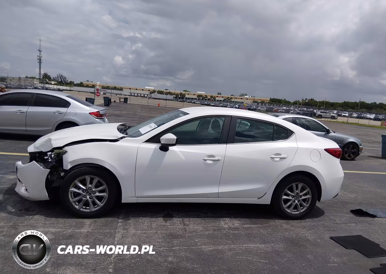 2017 Mazda Mazda3 Sport VIN:3MZBN1U78HM108413 - 14
