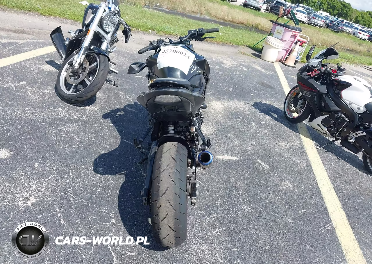 2022 Suzuki Gsx-S750 M-Z VIN:JS1C533BXN7102122 - 6