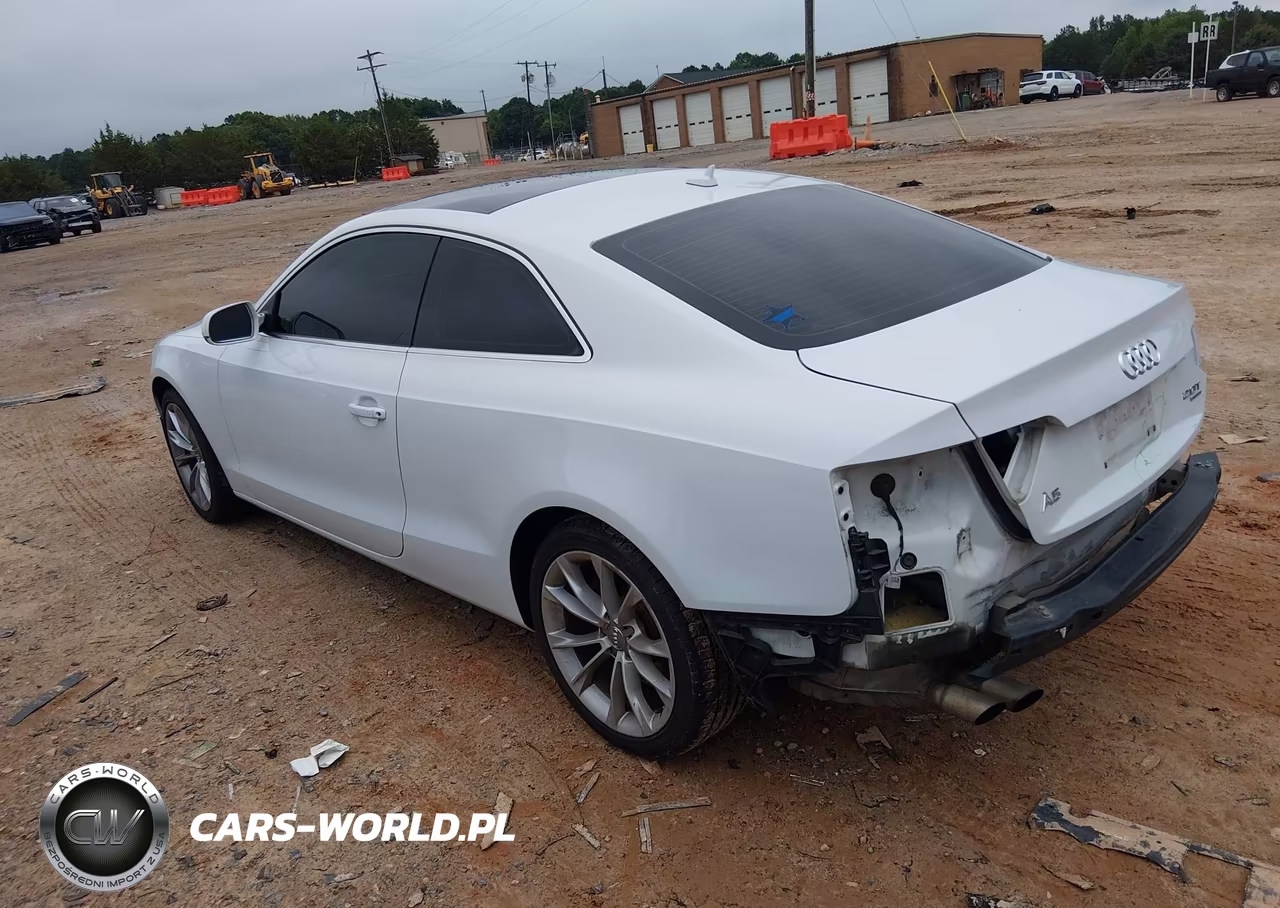 2013 Audi A5 2.0T Premium VIN:WAUCFAFR5DA070176 - 3