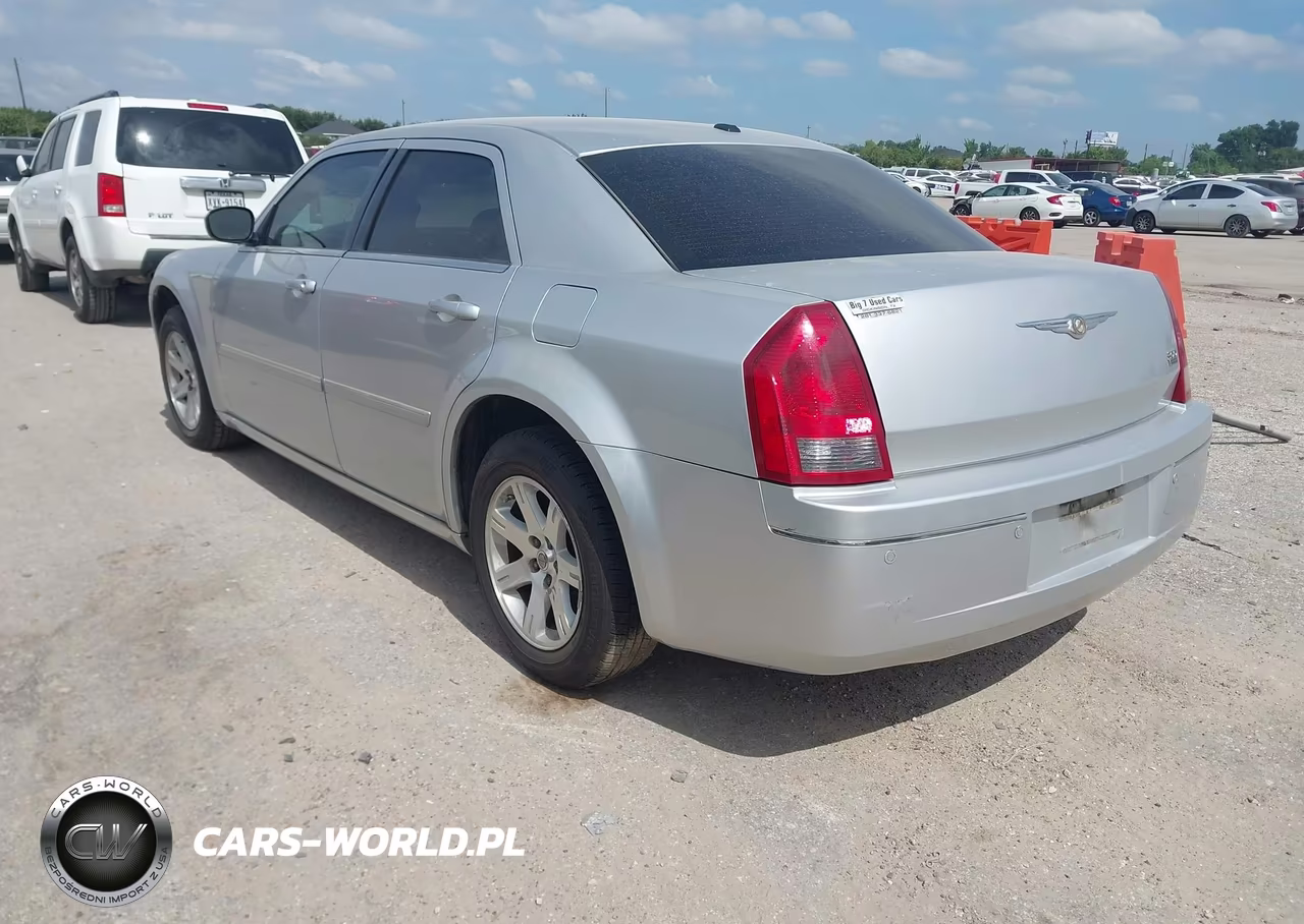 2007 Chrysler 300 Touring VIN:2C3KA53G77H752686 - 3