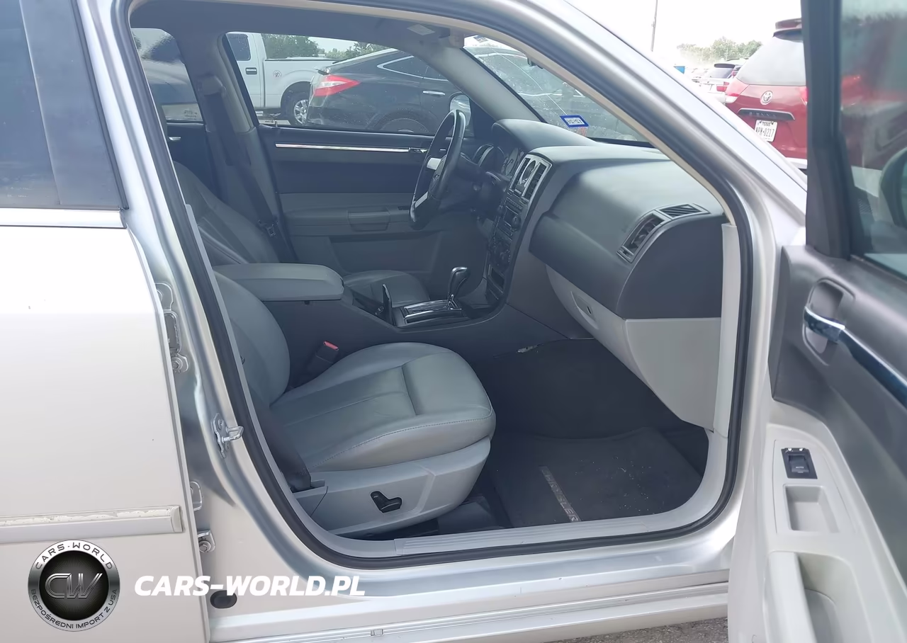 2007 Chrysler 300 Touring VIN:2C3KA53G77H752686 - 5