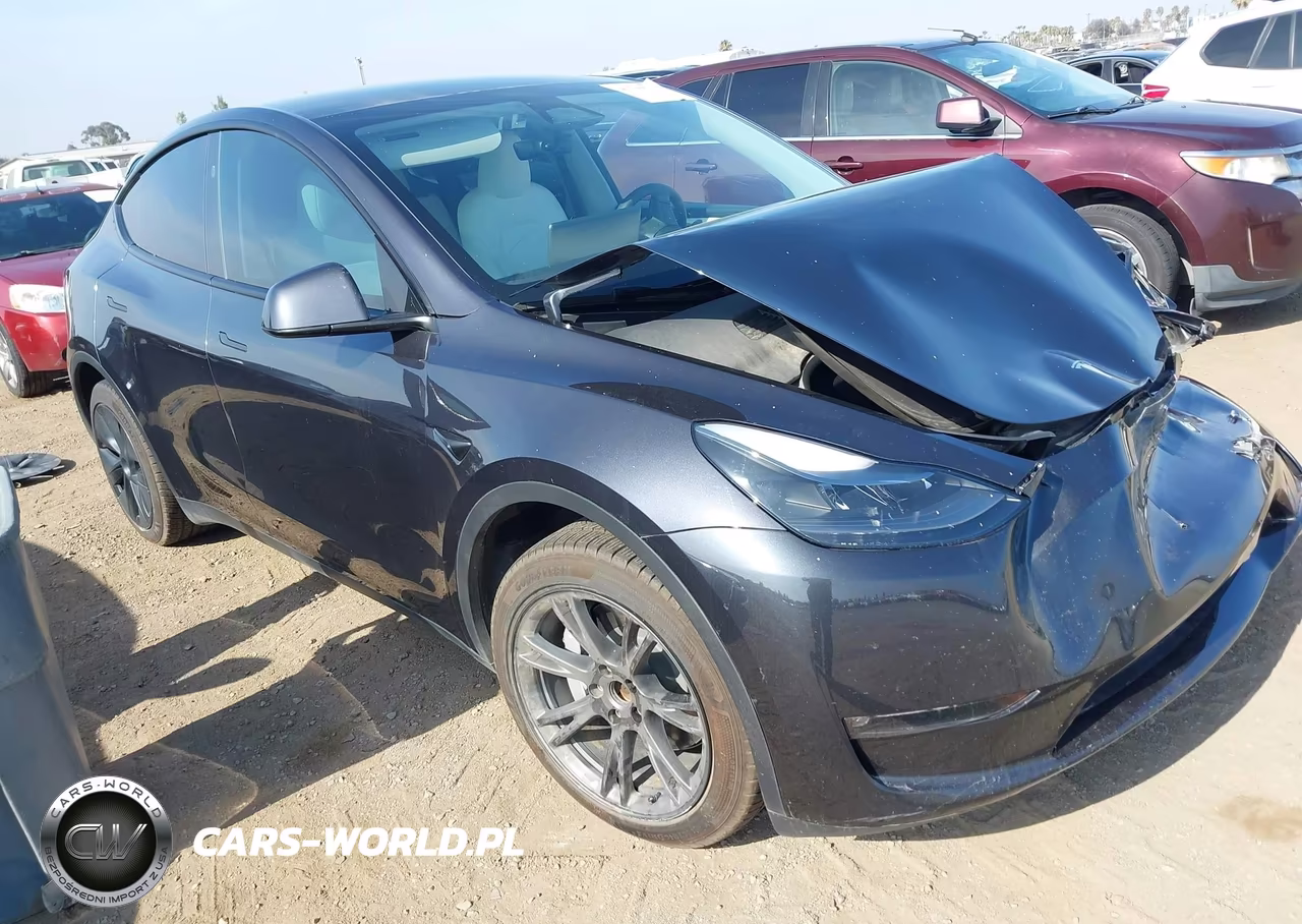 2024 Tesla Model Y Long Range Dual Motor All-Wheel Drive