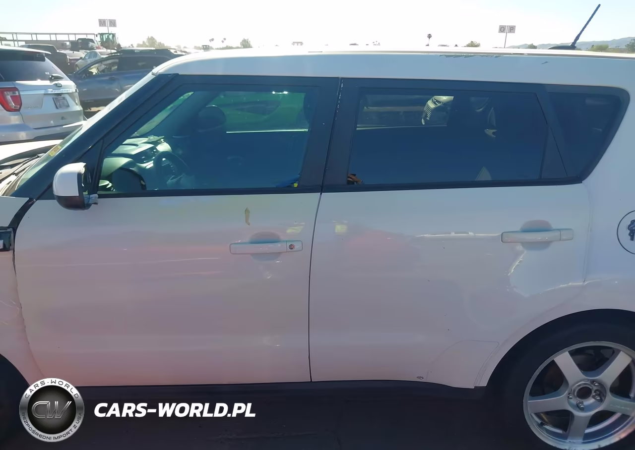 2015 Kia Soul VIN:KNDJN2A25F7223880 - 14
