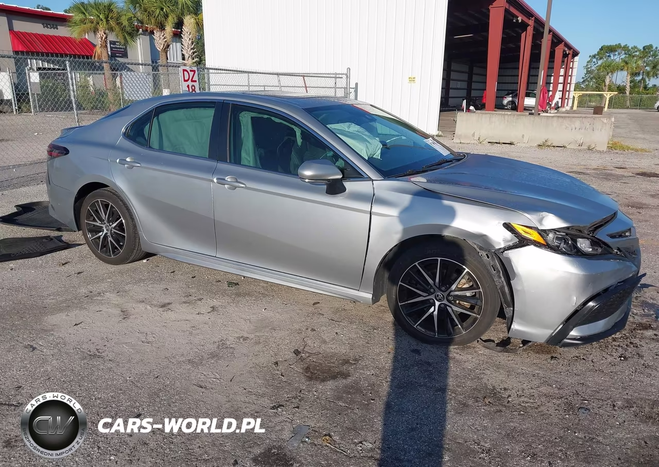 2023 Toyota Camry Se – zdjęcie 1 z 16