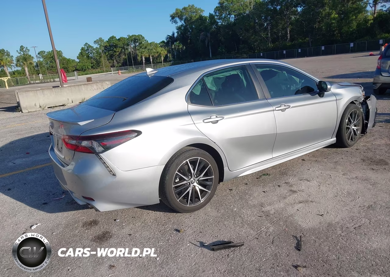 2023 Toyota Camry Se VIN:4T1T11AK4PU747728 - 4