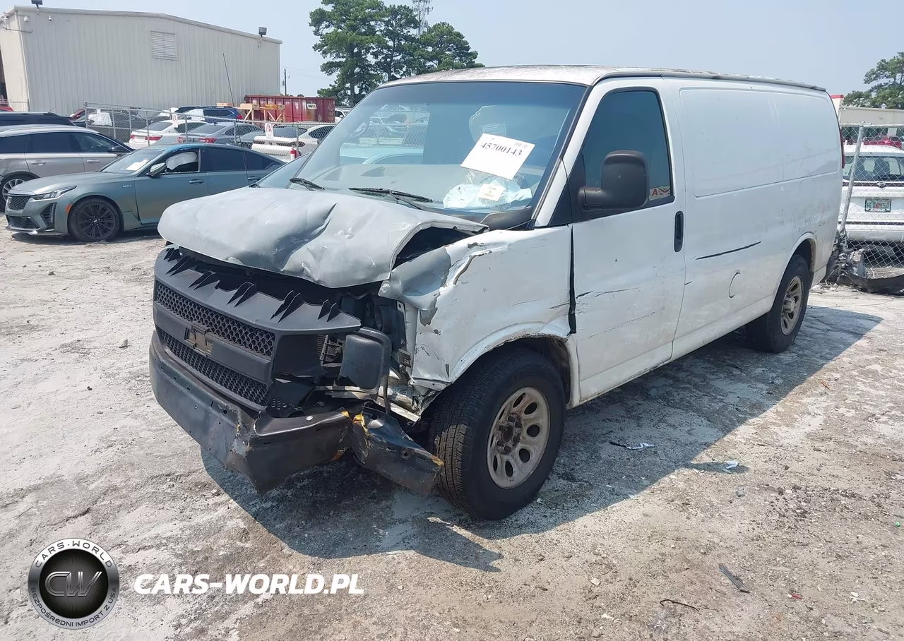 2009 Chevrolet Express Work Van VIN:1GCFG15X091134953 - 2