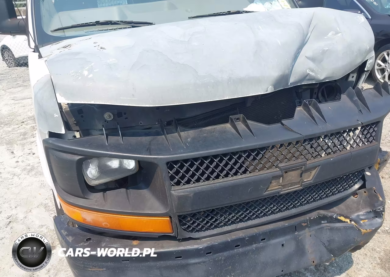 2009 Chevrolet Express Work Van VIN:1GCFG15X091134953 - 21