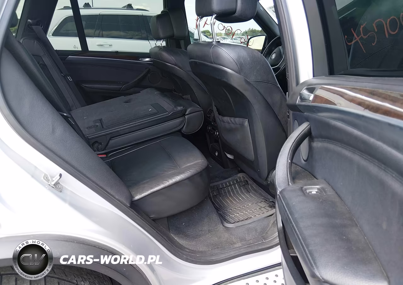 2011 BMW X5 xDrive50I VIN:5UXZV8C57BL419350 - 8
