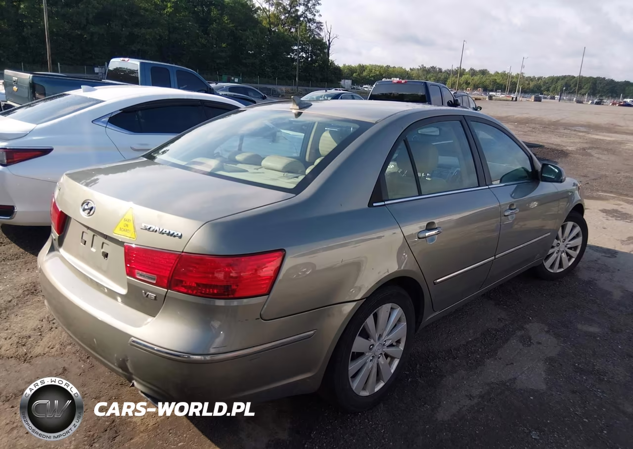 2009 Hyundai Sonata Limited V6 VIN:5NPEU46F19H432965 - 4