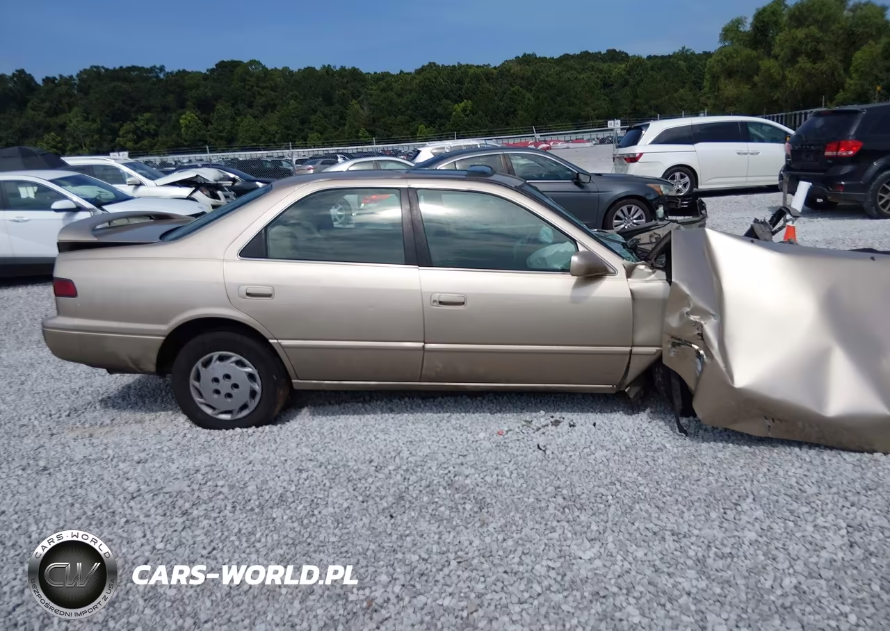 1998 Toyota Camry Le VIN:4T1BG22K0WU337067 - 12