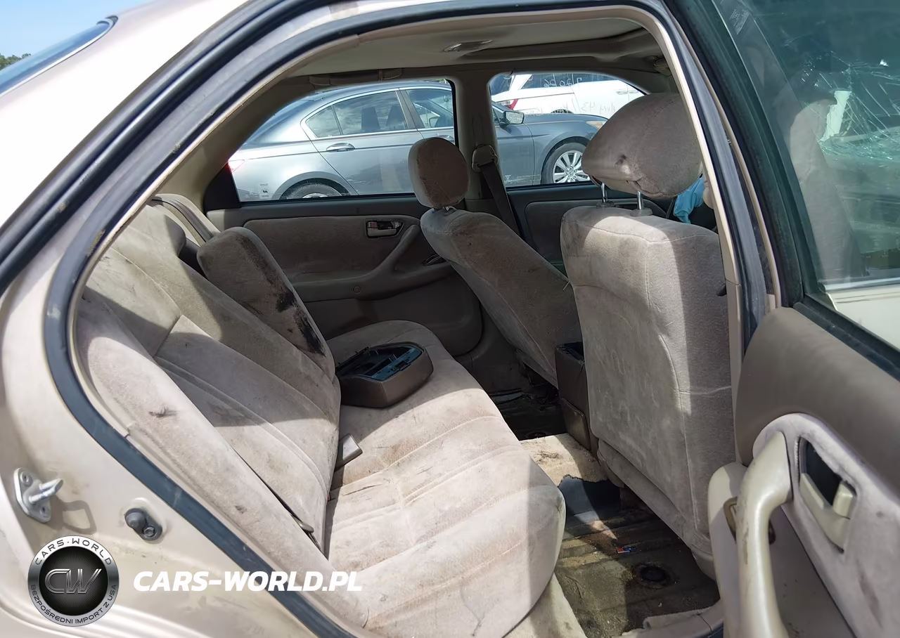 1998 Toyota Camry Le VIN:4T1BG22K0WU337067 - 8