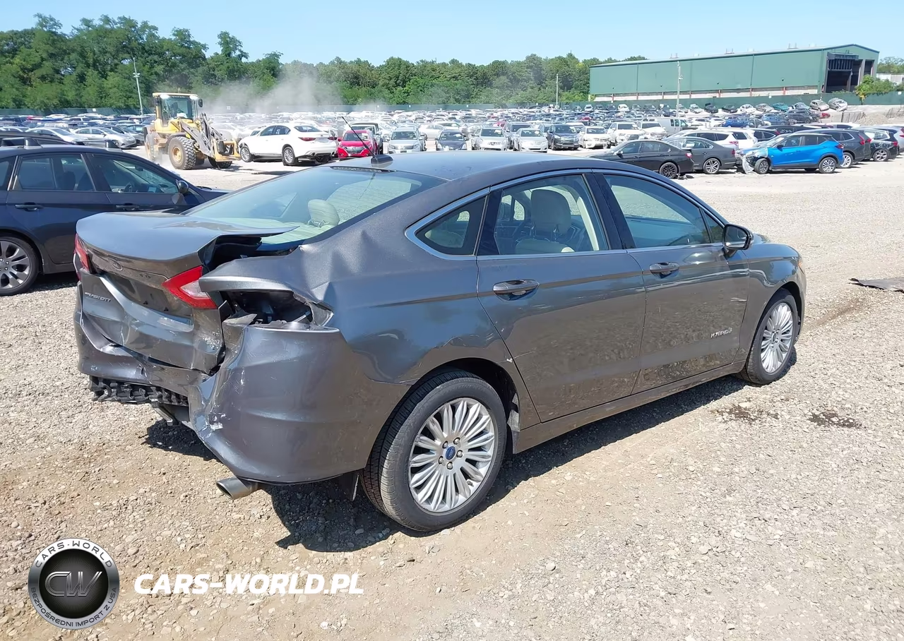 2014 Ford Fusion Hybrid Se VIN:3FA6P0LU7ER153928 - 4
