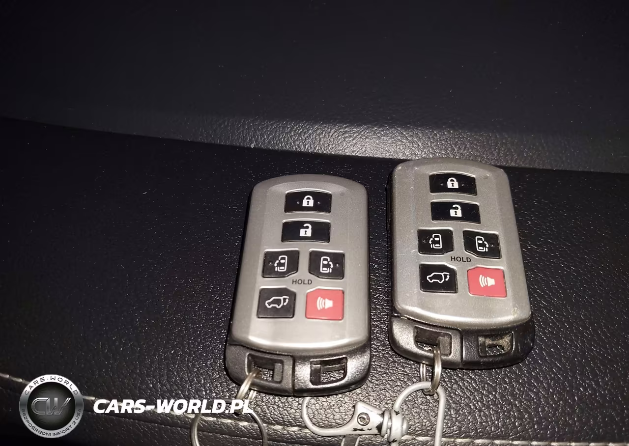 2020 Toyota Sienna Xle VIN:5TDYZ3DC8LS088005 - 11