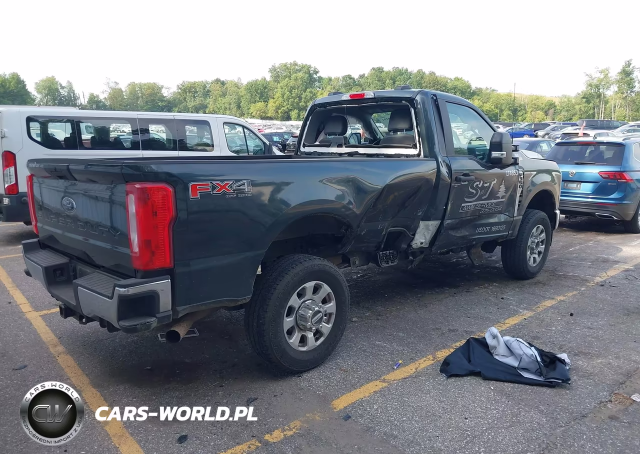 2024 Ford F-350 Xlt VIN:1FTRF3BN7REF04853 - 4
