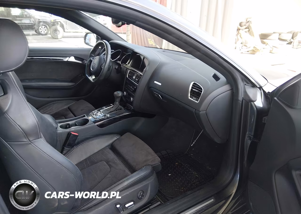 2013 Audi A5 2.0T Premium VIN:WAUMFAFR0DA076696 - 5