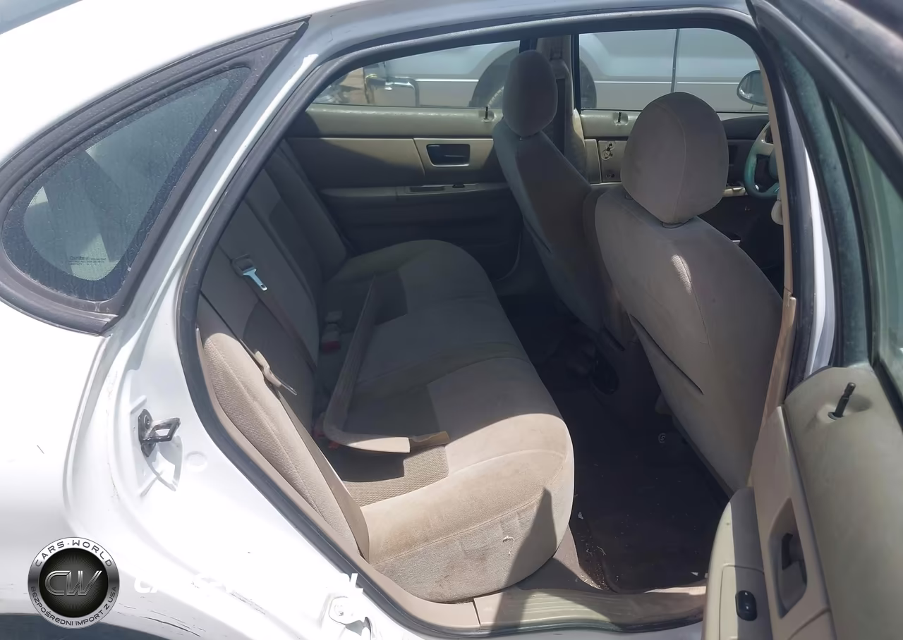 2007 Ford Taurus Se VIN:1FAFP53U17A102595 - 8