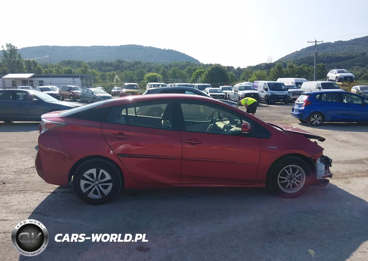 2016 Toyota Prius Three VIN:JTDKARFU4G3526404 - 14