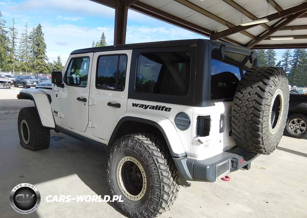 2018 Jeep Wrangler Unlimited Rubicon 4X4 VIN:1C4HJXFG0JW308555 - 3