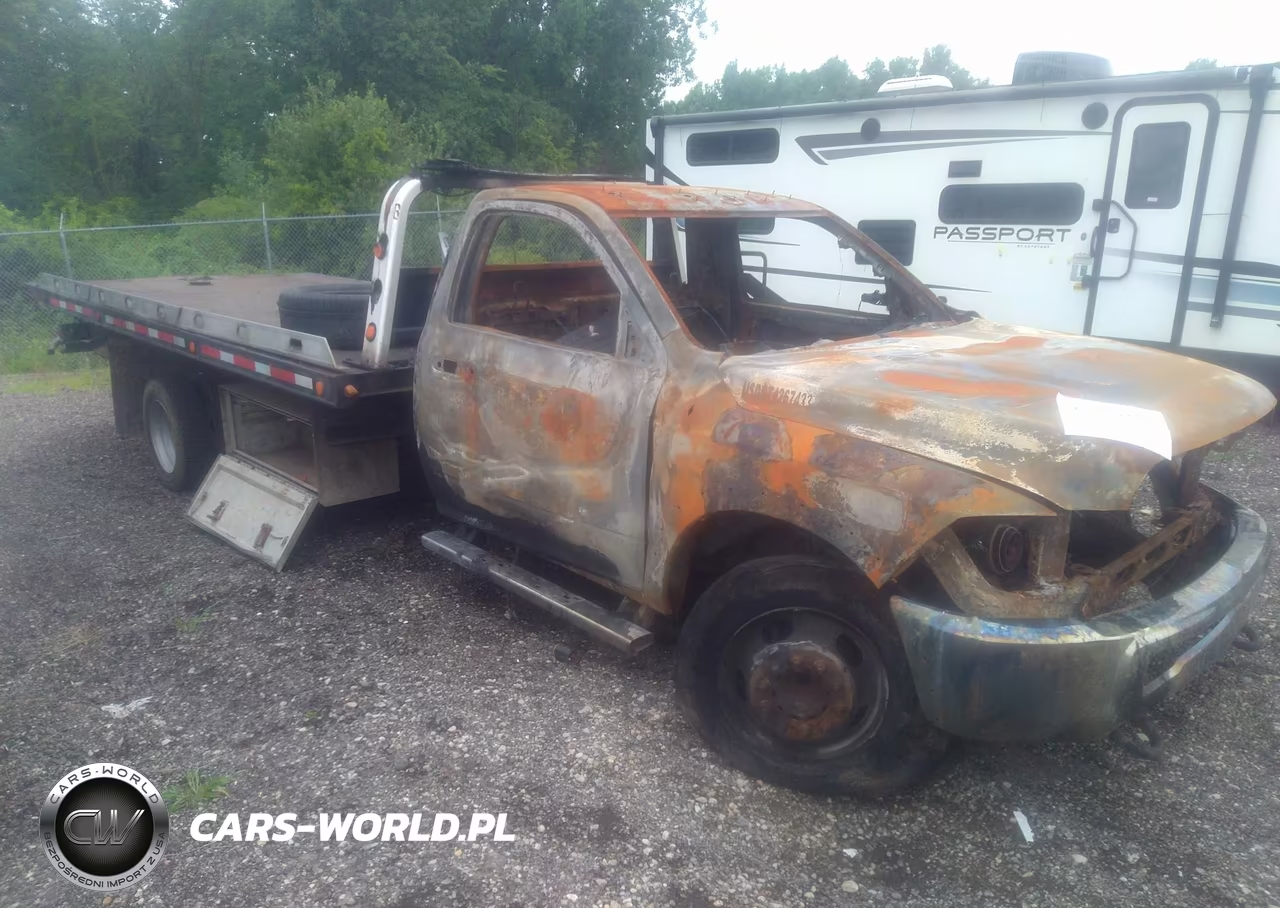 2016 Ram 5500 Chassis Tradesman-Slt