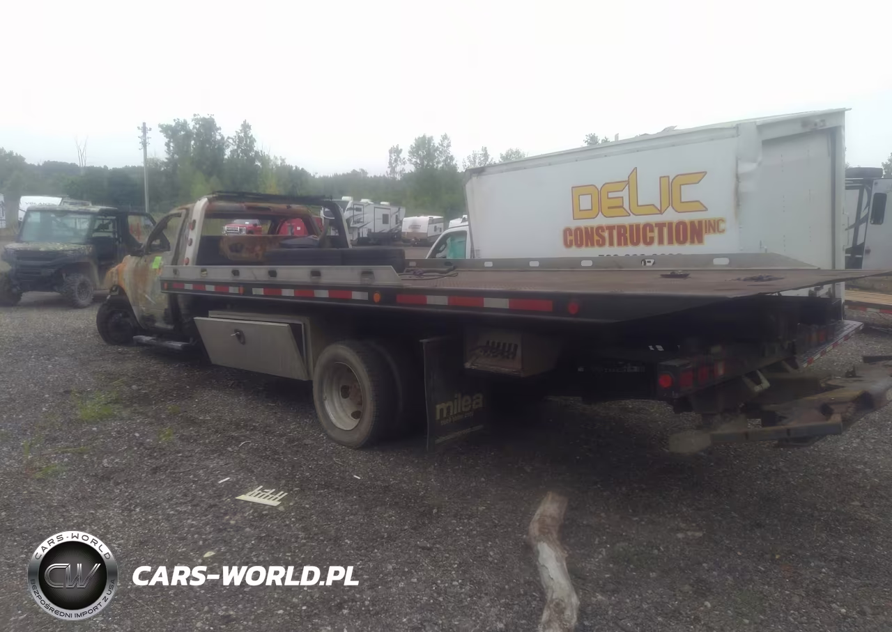 2016 Ram 5500 Chassis Tradesman-Slt VIN:3C7WRMDJ6GG306767 - 3