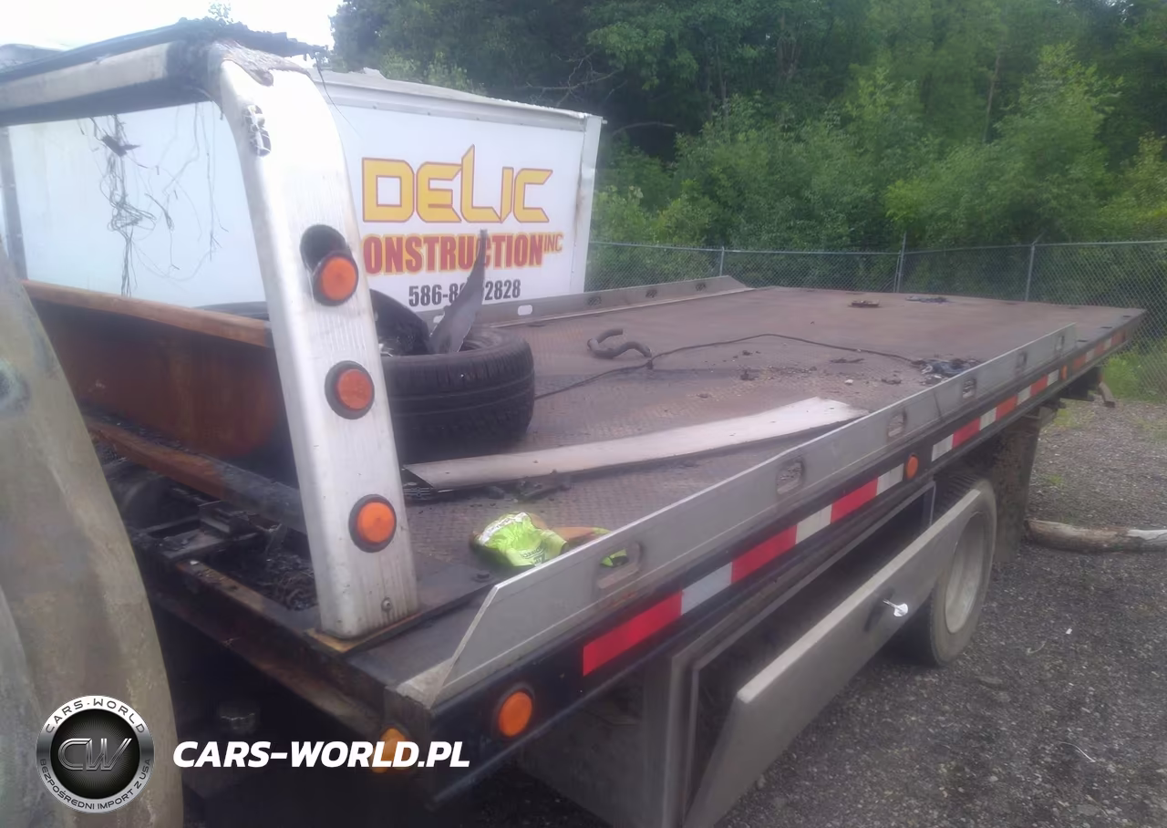 2016 Ram 5500 Chassis Tradesman-Slt VIN:3C7WRMDJ6GG306767 - 7