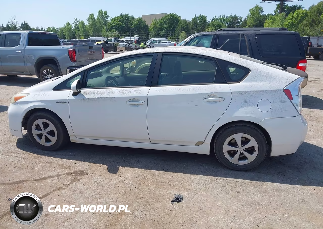 2012 Toyota Prius Two VIN:JTDKN3DU0C5489631 - 14