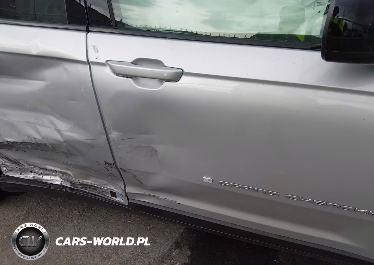 2025 Jeep Grand Cherokee L Laredo X 4X2 VIN:1C4RJJAG1S8785221 - 14
