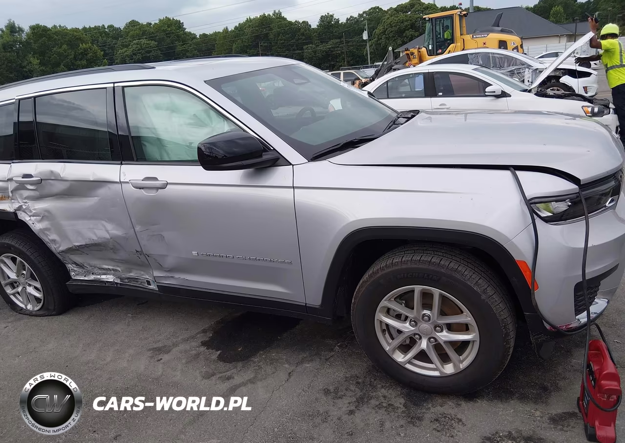 2025 Jeep Grand Cherokee L Laredo X 4X2 VIN:1C4RJJAG1S8785221 - 16