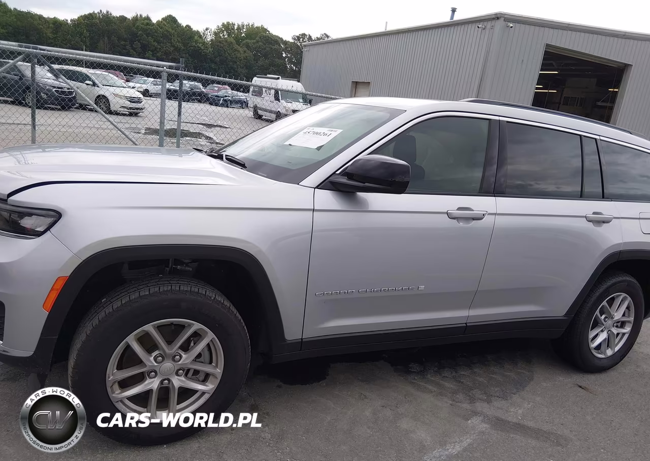 2025 Jeep Grand Cherokee L Laredo X 4X2 VIN:1C4RJJAG1S8785221 - 17