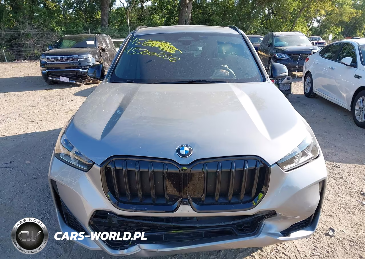 2023 BMW X1 xDrive28I VIN:WBX73EF06P5W79072 - 12