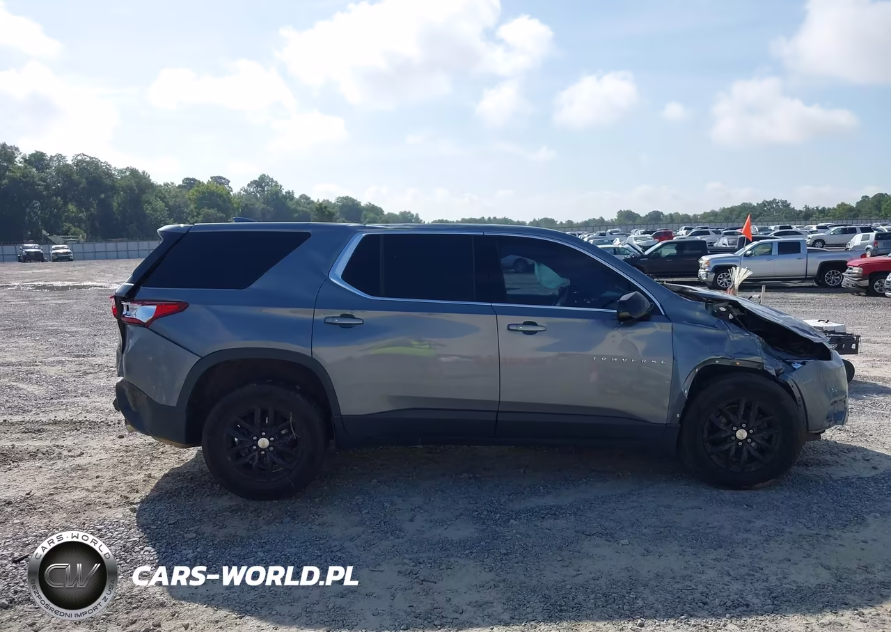 2018 Chevrolet Traverse Ls VIN:1GNERFKW5JJ110092 - 13