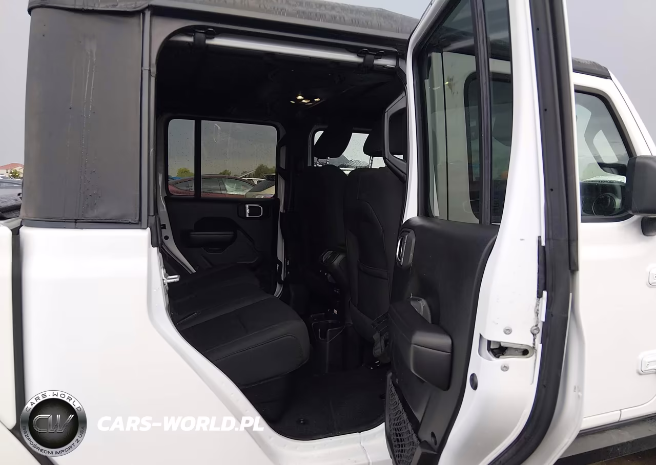 2021 Jeep Gladiator Willys 4X4 VIN:1C6HJTAG8ML514929 - 8