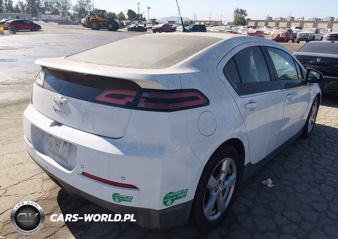 2013 Chevrolet Volt VIN:1G1RH6E49DU137413 - 4