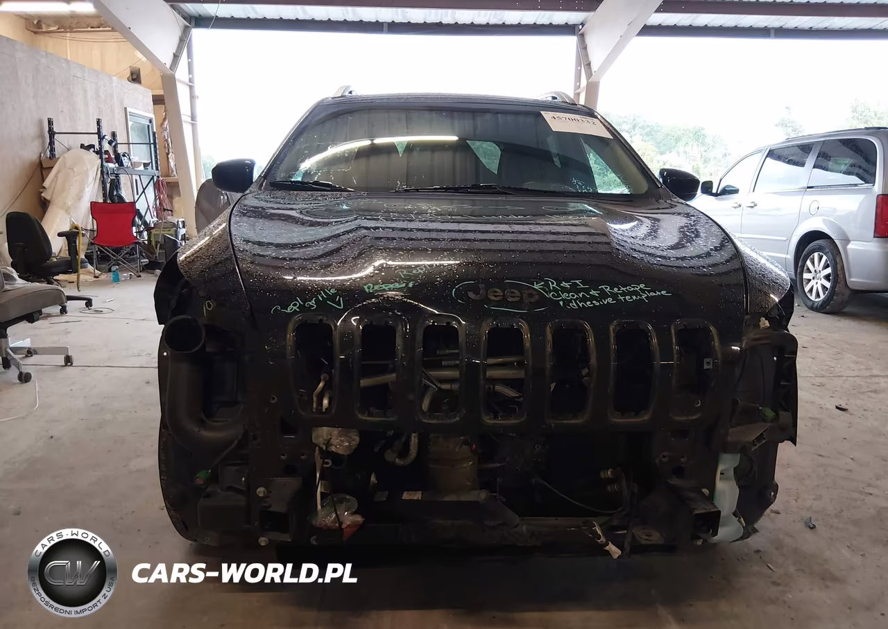 2016 Jeep Cherokee Latitude VIN:1C4PJMCSXGW245508 - 13