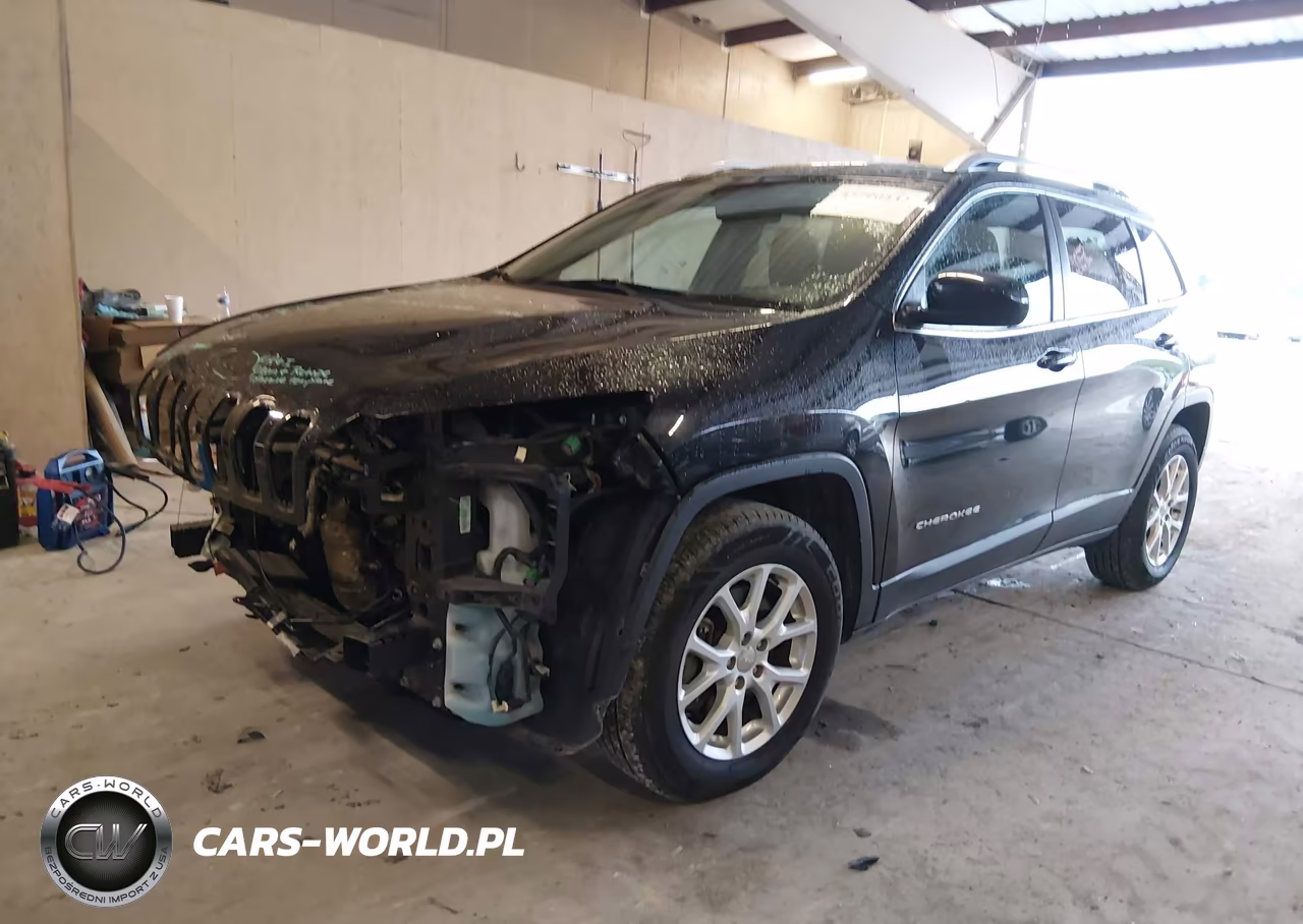 2016 Jeep Cherokee Latitude VIN:1C4PJMCSXGW245508 - 2