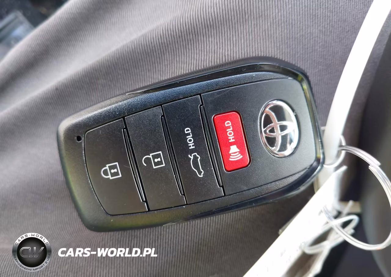 2026 Toyota Camry Se VIN:4T1DBADK3TU546149 - 11