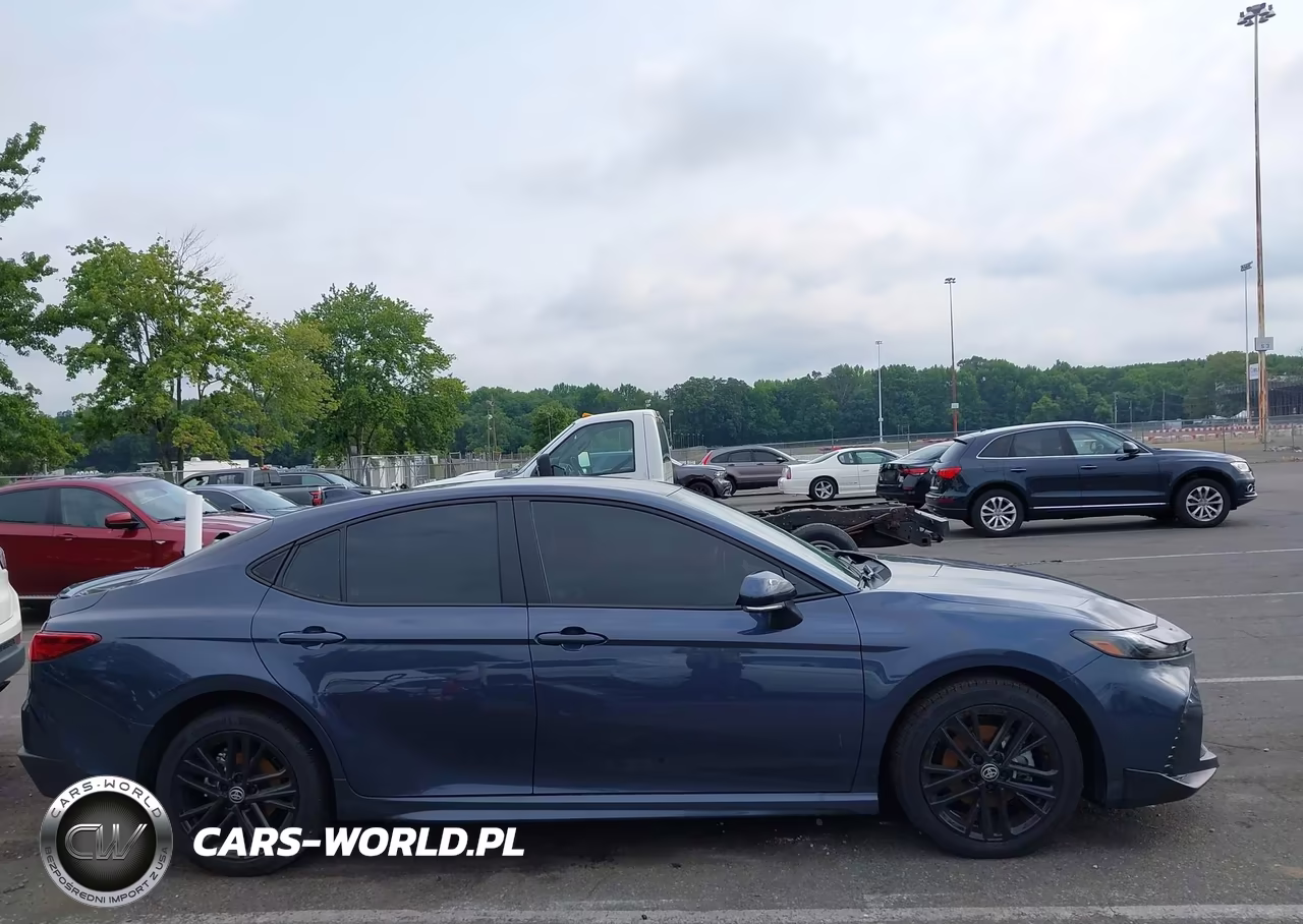 2026 Toyota Camry Se VIN:4T1DBADK3TU546149 - 18