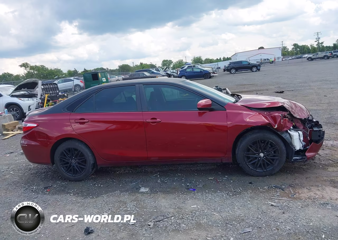 2017 Toyota Camry Le VIN:4T1BF1FK6HU670173 - 13