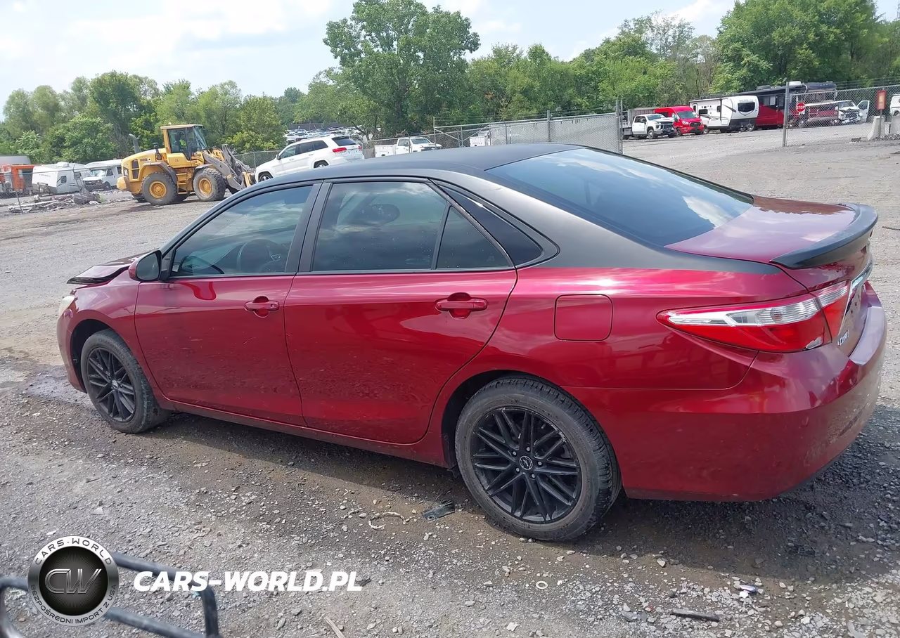 2017 Toyota Camry Le VIN:4T1BF1FK6HU670173 - 14