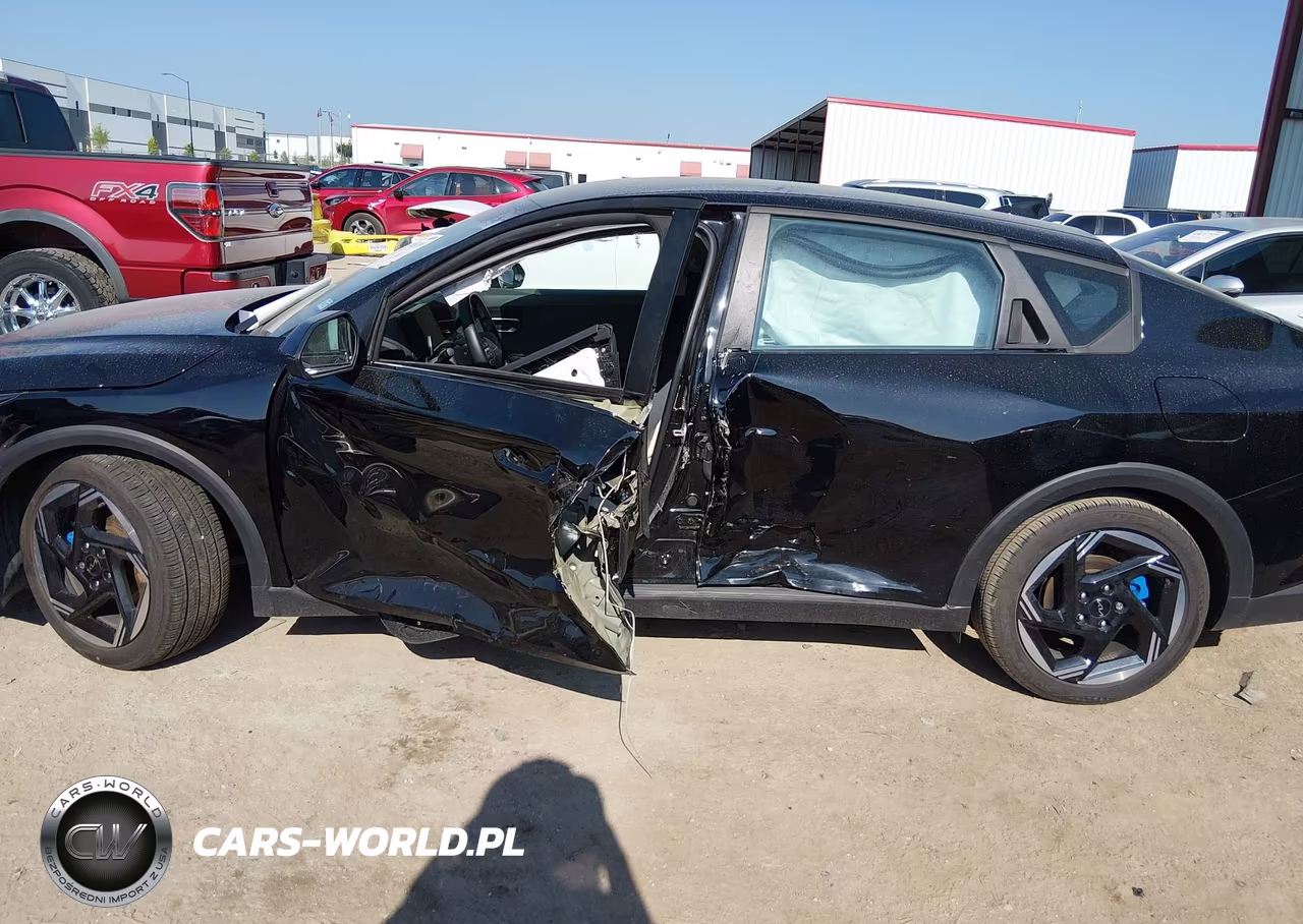 2025 Kia K4 Ex VIN:3KPFU4DE2SE032793 - 6
