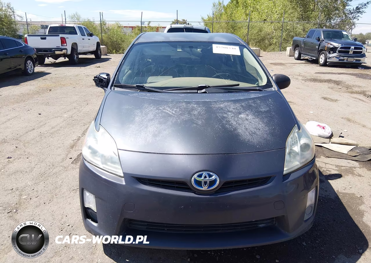 2011 Toyota Prius Two VIN:JTDKN3DUXB1382639 - 11