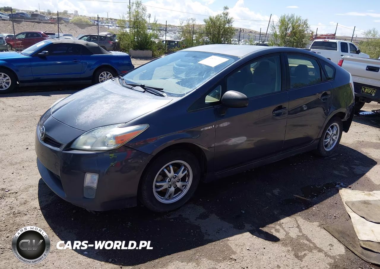 2011 Toyota Prius Two VIN:JTDKN3DUXB1382639 - 2