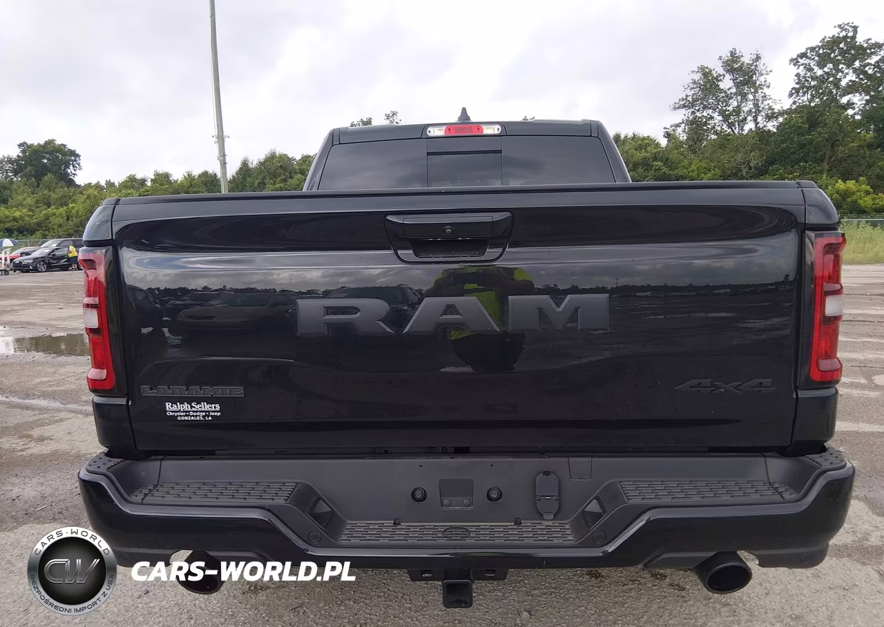2026 Ram 1500 Laramie 4X4 5'7 Box VIN:1C6SRFJT0TN300727 - 17