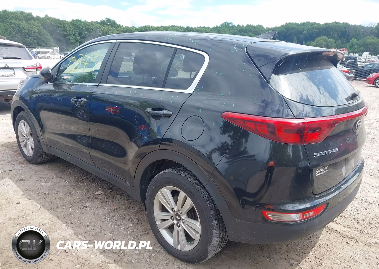 2018 Kia Sportage Lx VIN:KNDPMCAC5J7337902 - 3