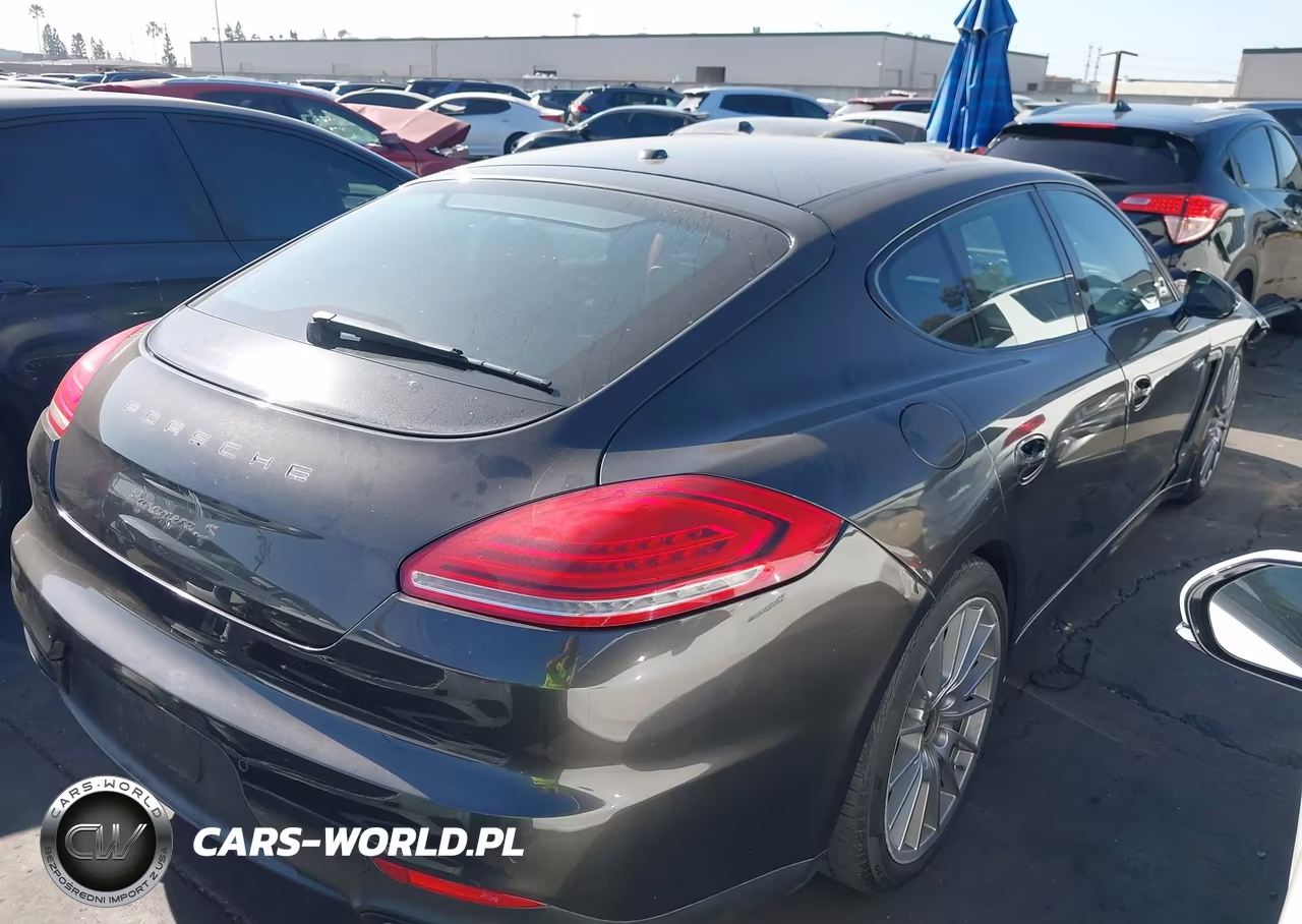 2015 Porsche Panamera E-Hybrid S VIN:WP0AD2A77FL041409 - 4