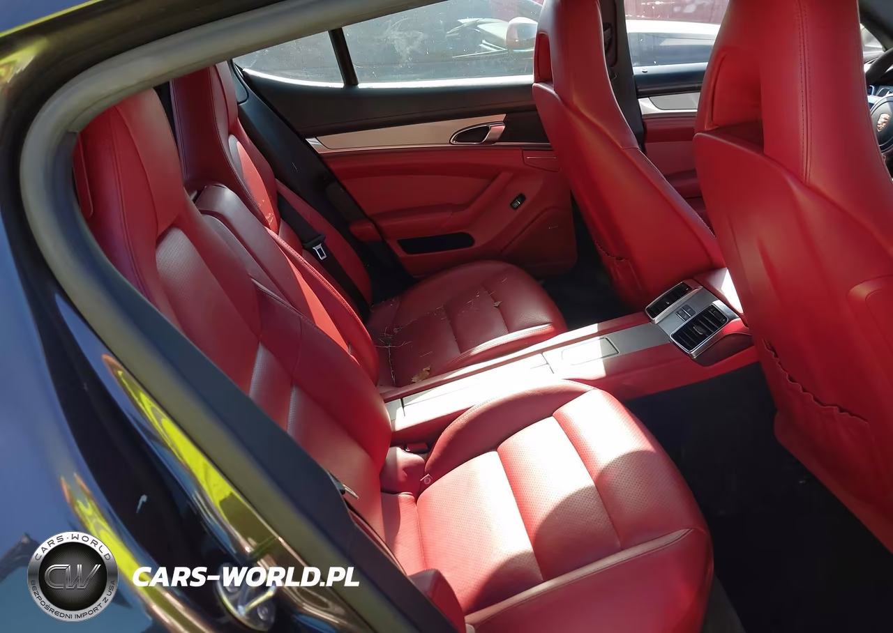 2015 Porsche Panamera E-Hybrid S VIN:WP0AD2A77FL041409 - 8