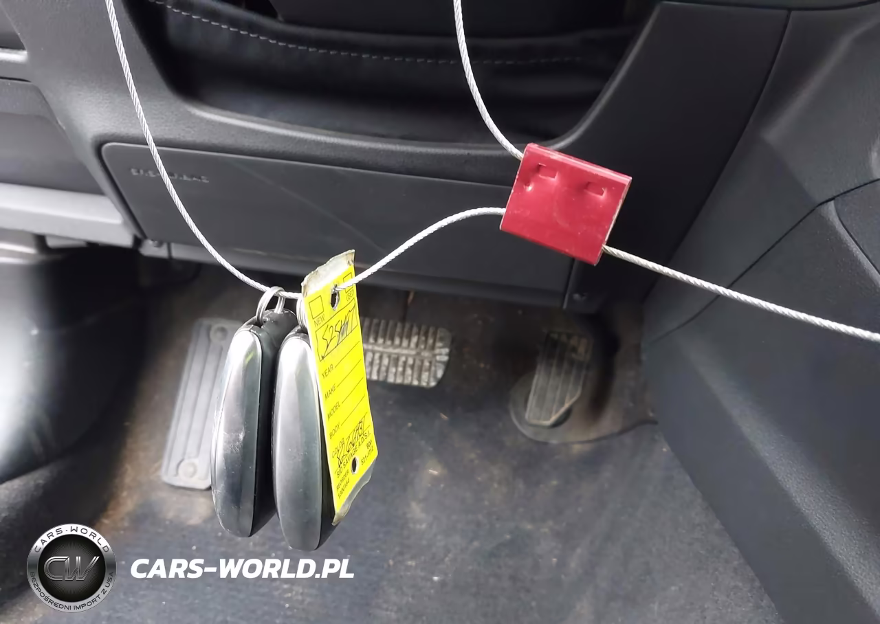 2025 Subaru Impreza Sport 5-Door VIN:JF1GUAFC0S8266431 - 11