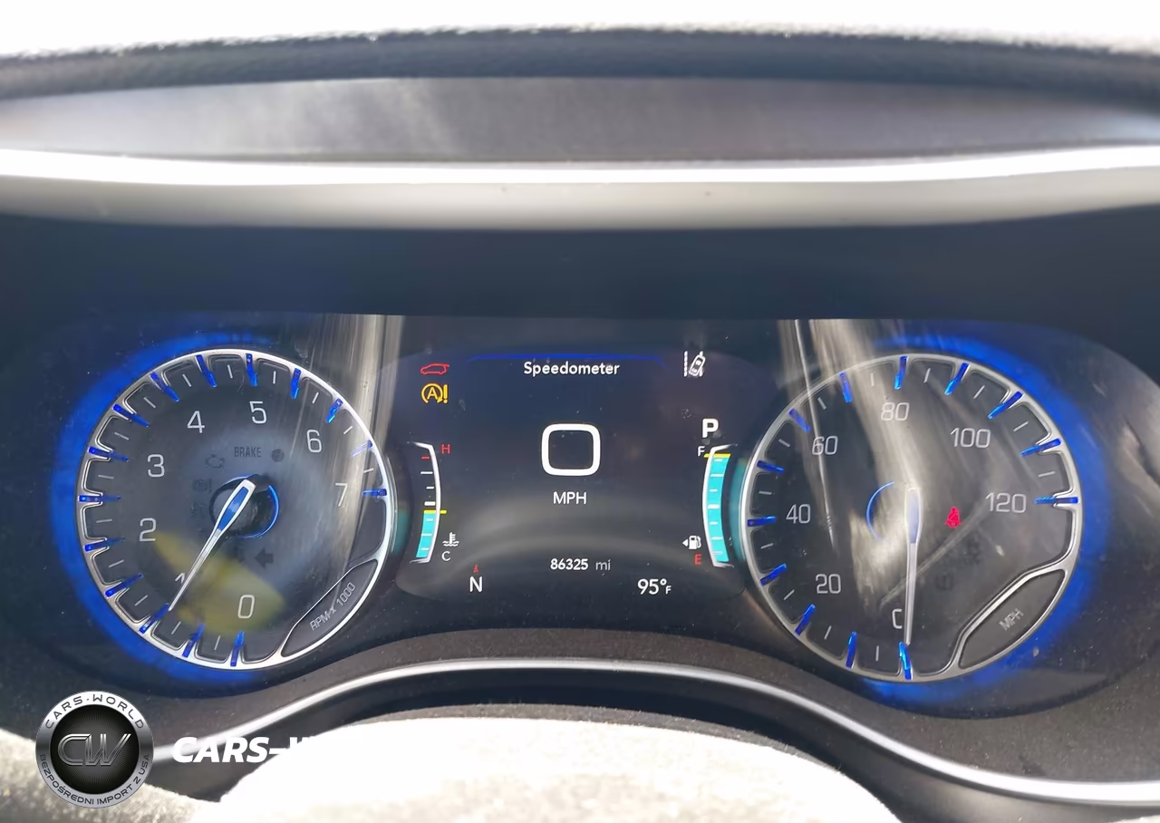 2021 Chrysler Pacifica Touring L VIN:2C4RC1BG9MR524578 - 7