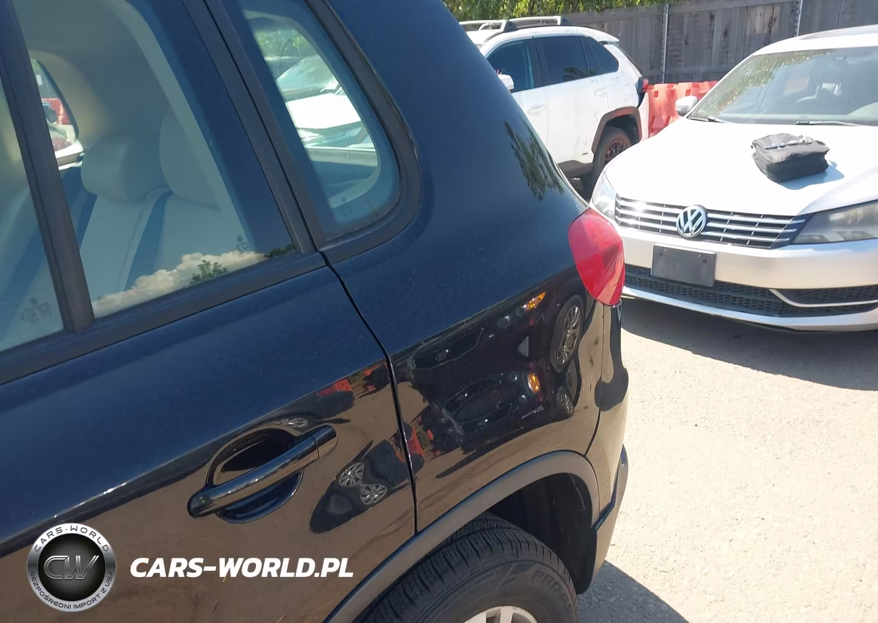 2016 Volkswagen Tiguan S VIN:WVGBV7AX0GK000296 - 6