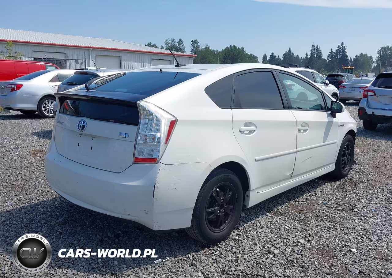 2010 Toyota Prius Iii VIN:JTDKN3DU6A0081502 - 4